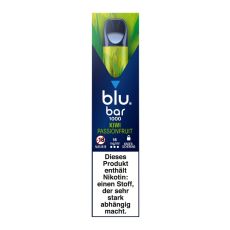 Packung blu bar E-Zigaretten Kiwi Passionsfruit. Blau-grüne Schachtel mit weißer blu bar Aufschrift.