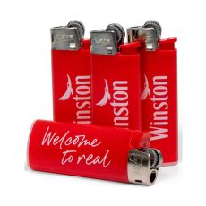 Vier rote Winston Feuerzeuge Reibrad mit weißem Winston Logo.