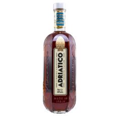 Adriatico Amaretto Roasted Almonds Likör 70cl. Flasche mit rostbraunem Inhalt und schwarz-weißem Etikett mit Adriatico Aufschrift und goldenem Symbol.