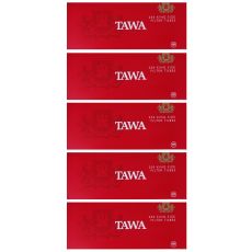 Gebinde Zigarettenhülsen Tawa 200 King Size. Fünf rote Packungen mit weißer Tawa Aufschrift und goldenem Wappen.