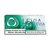 Gebinde Nikotinsticks IQOS Levia Crisp Mint. Große grün-weiße Packung mit grüne Ornament und blauer Levia Aufschrift und einzelne Packung.