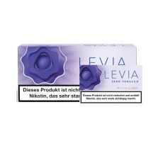 Gebinde Nikotinsticks IQOS Levia Dark Berry. Große lila-weiße Packung mit lila Blume und blauer Levia Aufschrift und offener Packung.