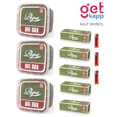 Sparset Pepe Tabak Rich Green. Drei grüne Eimer mit Pepe Hülsen und drei roten Feuerzeugen.