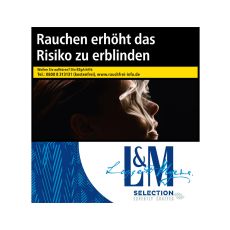 Schachtel Zigaretten L&M Selection Blue 7XL. Große blau-weiße Packung mit blauer L&M und Selection Aufschrift.