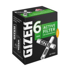 Packung Gizeh Zigarettenfilter Black Active. Schwarze Schachtel mit weißer Gizeh Aufschrift und grünen 6mm Buttom.