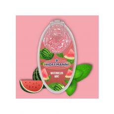 Packung Hoffmann Aromakugeln Watermelon Mint. Rosa Hintergrund mit Wassermelone und hellrote Packung.