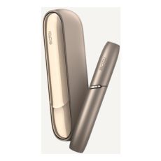 Tabakerhitzer IQOS 3 Duo Device Kit Brillant Gold mit passendem Holder nebeneinander.