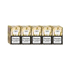 Stange Neo Tabaksticks Tobacco Gold. Zehn Packungen beige-olivegrün gemustert mit Neo Logo.