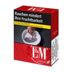 Schachtel Zigaretten L&M rot 4XL. Rote Packung mit Löwen und weißem L&M Logo.
