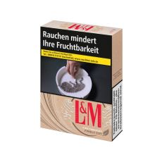 Schachtel Zigaretten L&M Simply red L. Beige Packung mit weißen Löwen und torem L&M Logo.
