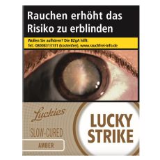 Schachtel Zigaretten Lucky Strike Amber Super. Goldenen Packung mit weißem Lucky Strike Logo und Auge.