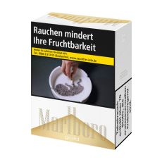 Schachte Zigarettenl Marlboro Gold 4XL. Gold-weiße Packung mit Warnbild Aschenbecher.