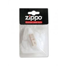 Beutel Zippo Watte mit Filzplatte. Weiße Watte mit Filzplatte und weiß-rotem Zippo Logo.